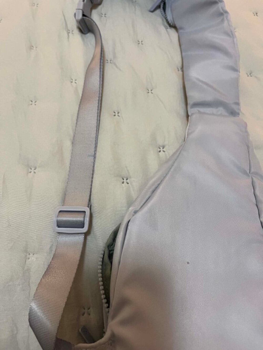 Gaiam Sling Bag | Light Blue Gray | Adjustable Crossbody | Gym Travel - Picture 2 of 10